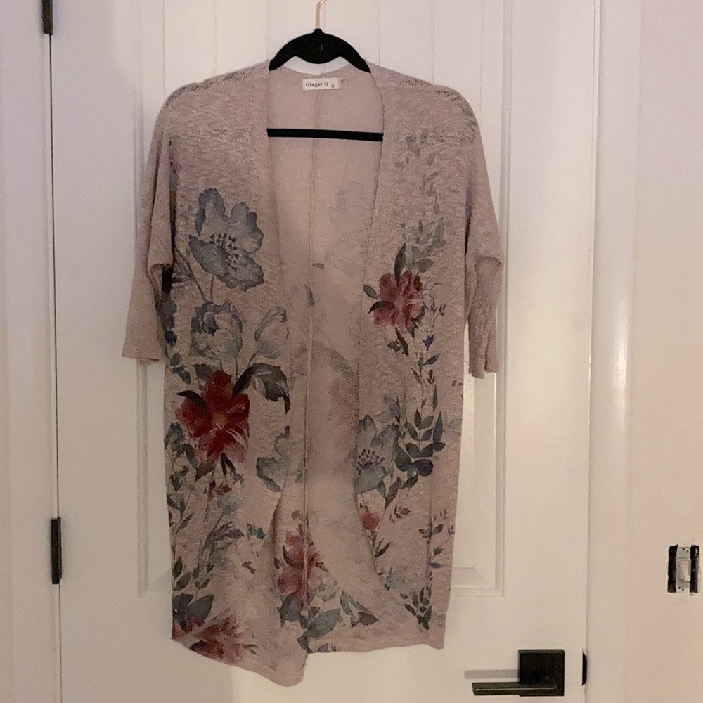 Quarter Sleeve Floral Cardigan